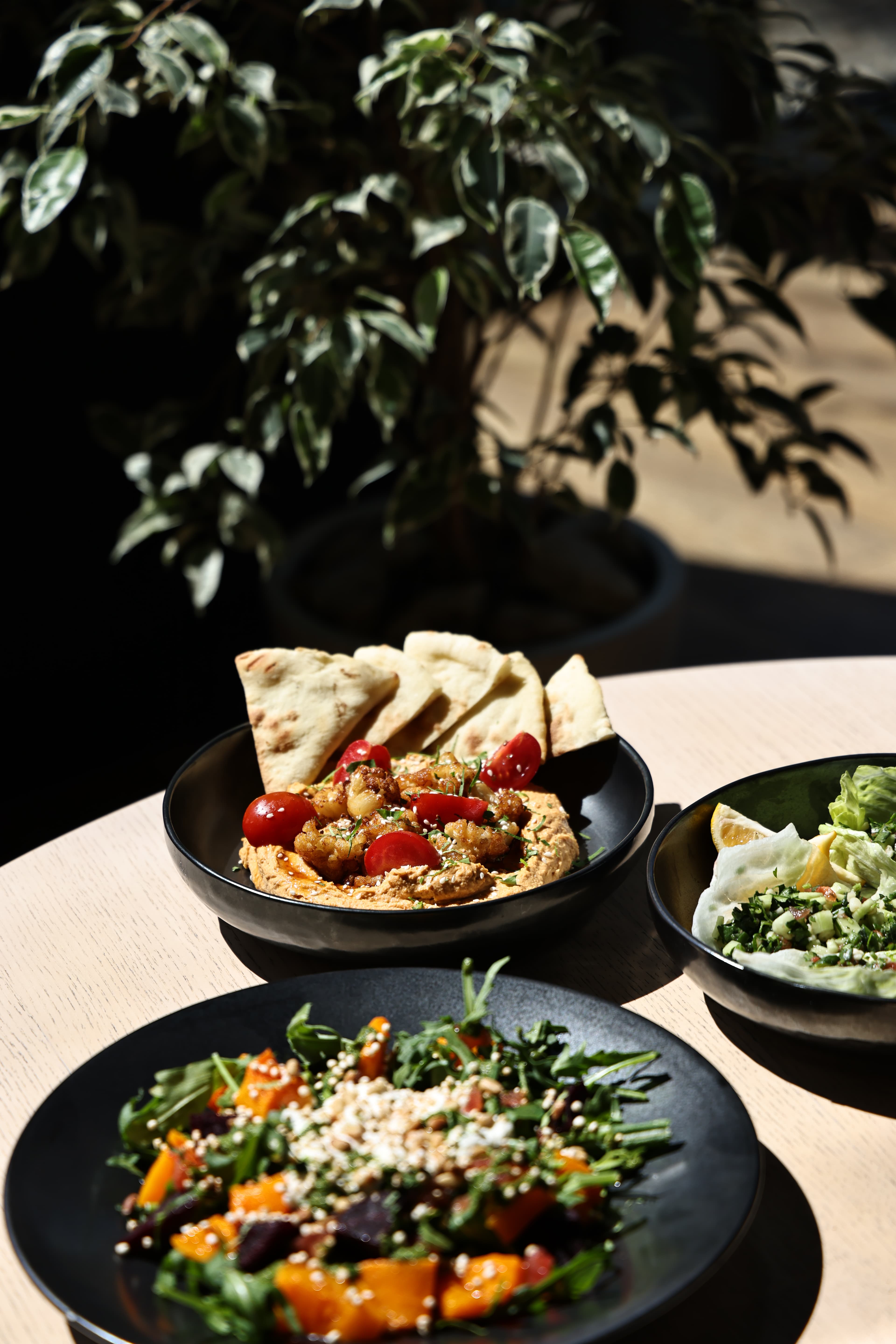 Iveria Cafe